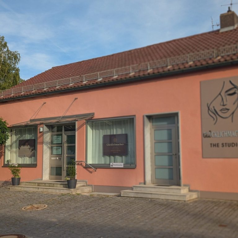 Glücklichmachair Salon – Außenansicht